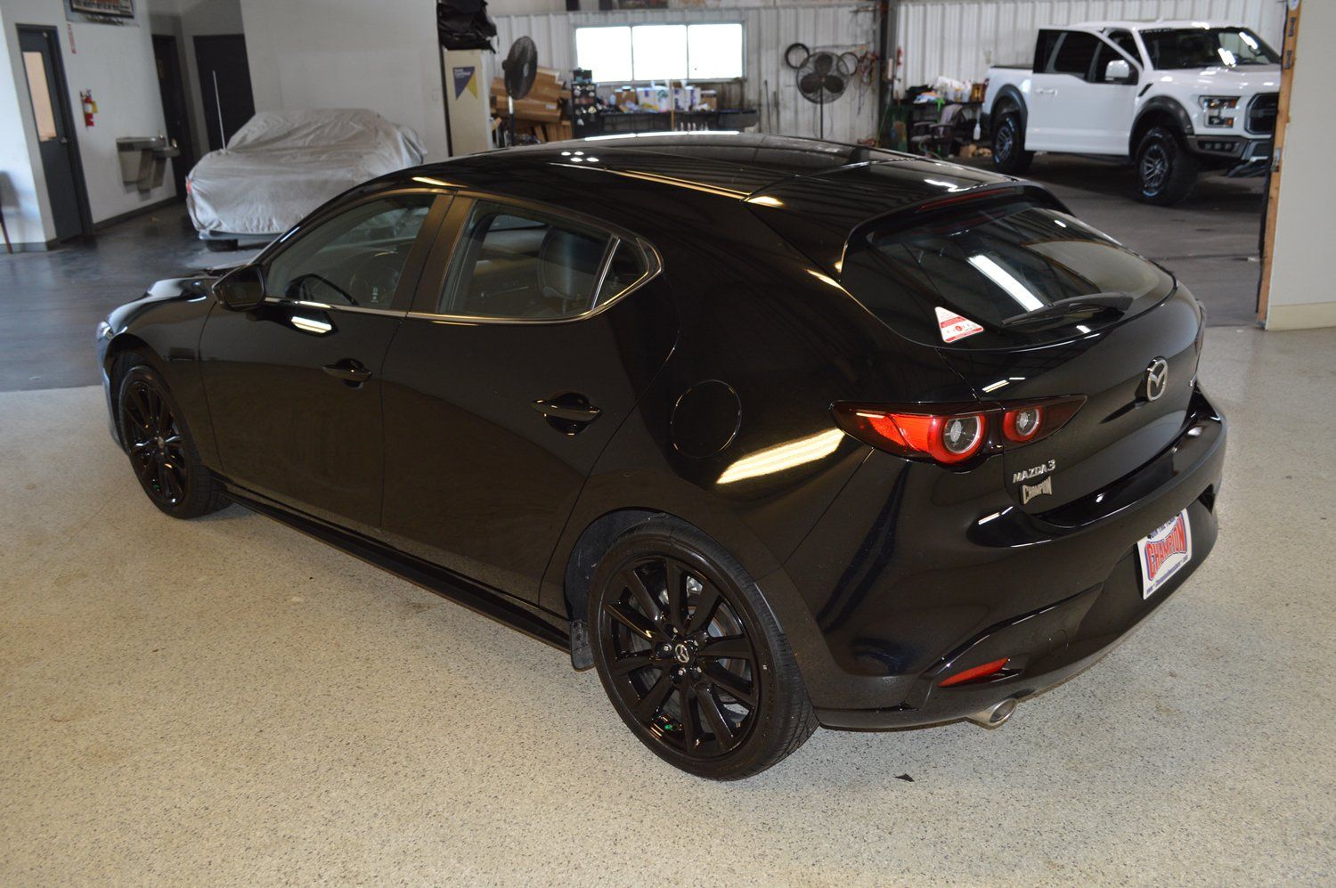 Used 2024 MAZDA MAZDA3 s FWD image 5