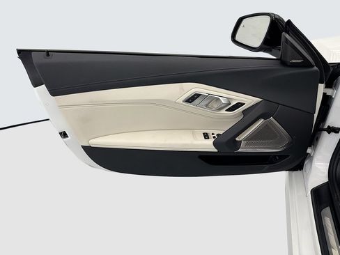 New 2026 BMW Z4 sDrive30i w/ Premium Package image 28