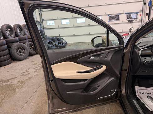 Used 2019 Buick Envision Premium image 24