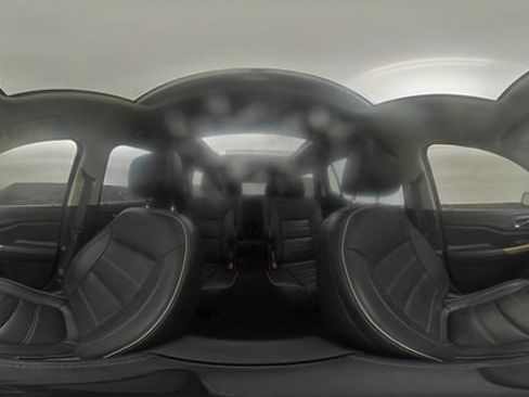 Used 2019 GMC Acadia Denali w/ Technology Package FWD image 37