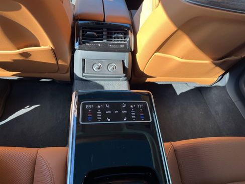 Used 2022 Audi A8 L 3.0T w/ Executive Package image 35
