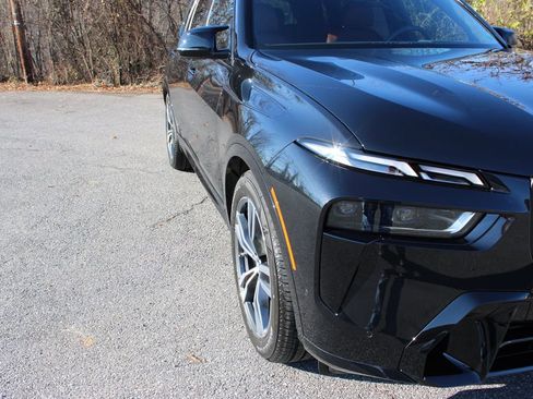 New 2026 BMW X7 M60i image 44