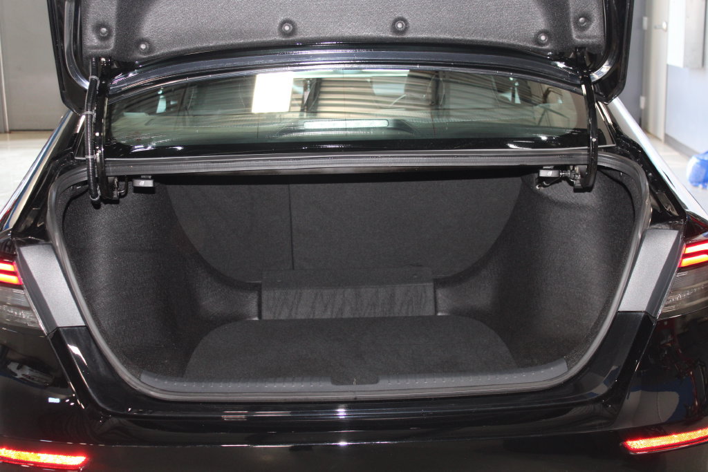 Used 2024 Honda Accord Sport image 31