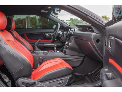 Used 2019 Ford Mustang GT Premium w/ GT Performance Package RWD image 10