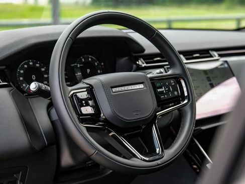 Used 2025 Land Rover Range Rover Velar Dynamic SE AWD/4WD image 19