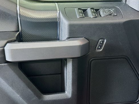 Used 2018 Ford F150 XLT w/ Equipment Group 302A Luxury RWD image 15