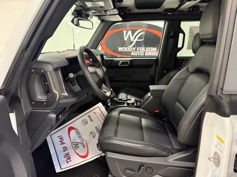 New 2025 Ford Bronco Badlands image 10