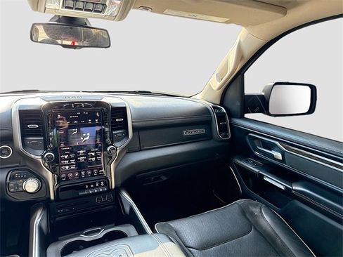 Used 2019 RAM 1500 Laramie image 26
