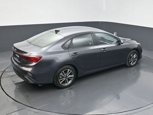 Used 2023 Kia Forte LXS image 15