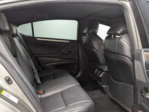 Used 2019 Lexus ES 350 F Sport w/ Accessory Package 2 image 18