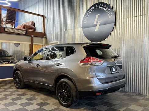 Used 2016 Nissan Rogue S image 4