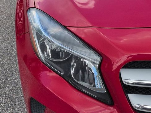 Used 2016 Mercedes-Benz GLA 250 image 10