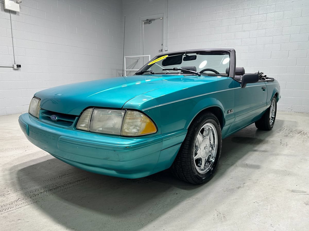 Used 1993 Ford Mustang LX RWD image 18