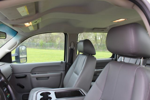 Used 2014 Chevrolet Silverado 3500 W/T AWD/4WD image 19
