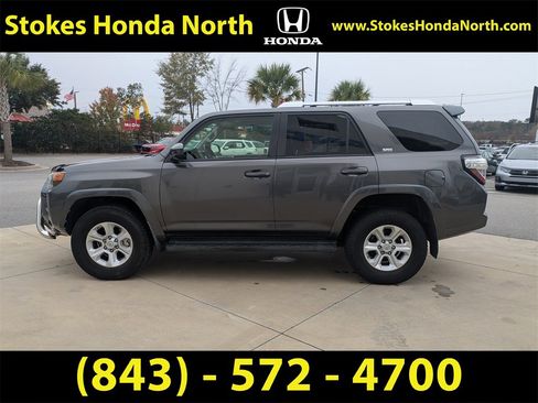 Used 2014 Toyota 4Runner SR5 image 7