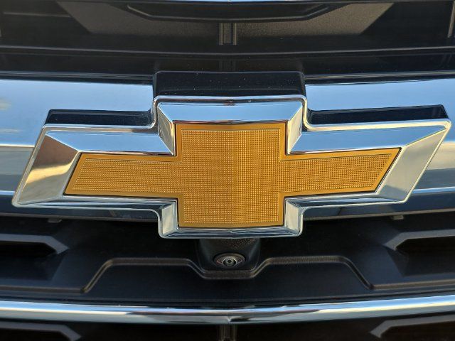 Used 2027 Chevrolet Traverse LT w/ Driver Confidence Package FWD image 30