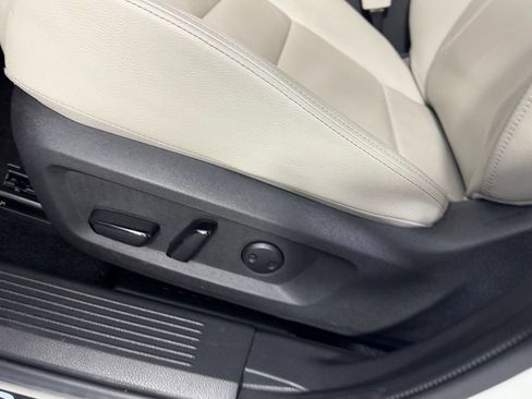 Used 2023 Nissan Rogue SL w/ SL Premium Package FWD image 26
