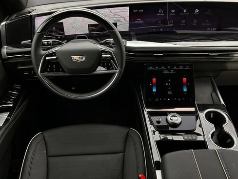 New 2026 Cadillac Escalade ESV Sport w/ LPO, Floor Liner Package image 10