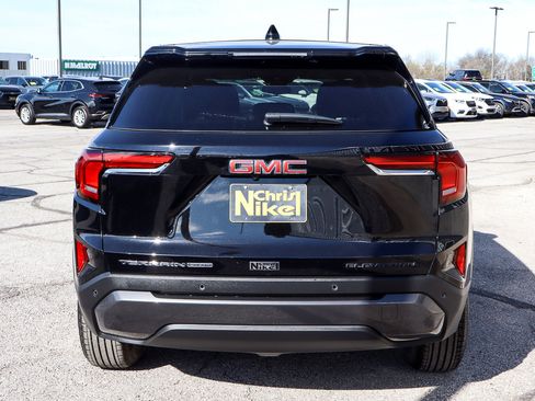 Used 2025 GMC Terrain Elevation image 5