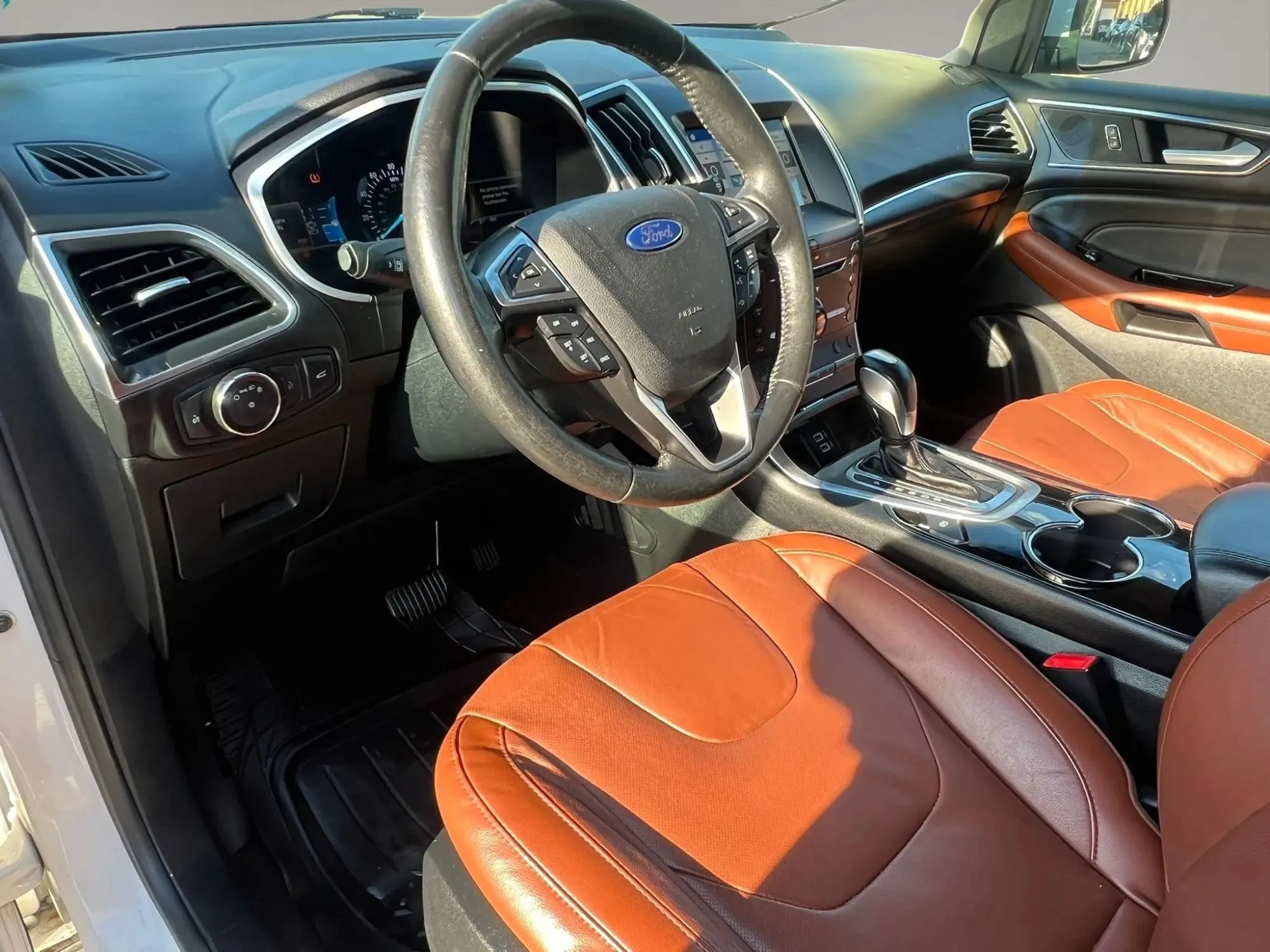 Used 2016 Ford Edge Titanium w/ Equipment Group 302A AWD/4WD image 14