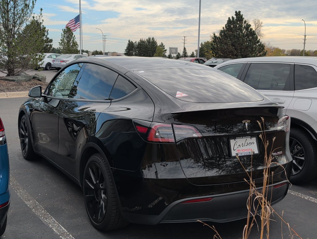 Used 2020 Tesla Model Y Performance AWD/4WD image 5