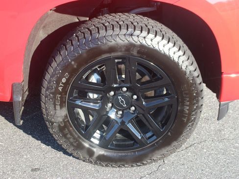 Used 2025 Chevrolet Silverado 1500 Custom w/ Turbomax Blackout Package AWD/4WD image 37
