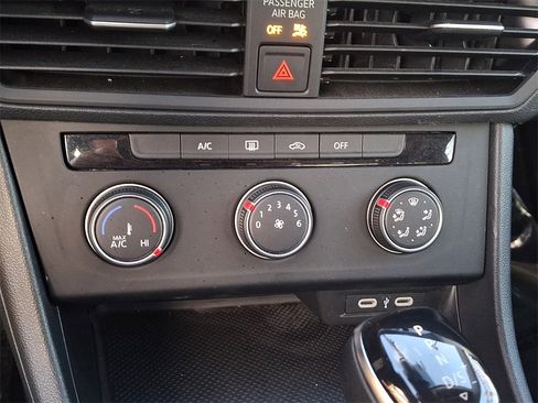 Used 2024 Volkswagen Jetta S image 17