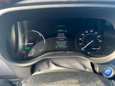 Used 2024 Toyota Sienna XSE image 15