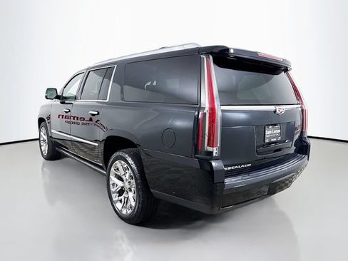 Used 2019 Cadillac Escalade ESV Platinum AWD/4WD image 5