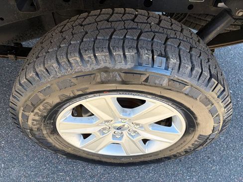 Used 2019 Ford F150 XLT w/ Equipment Group 301A Mid RWD image 8
