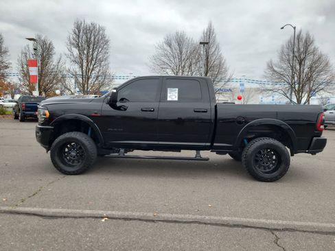 Used 2023 RAM 2500 Limited image 11
