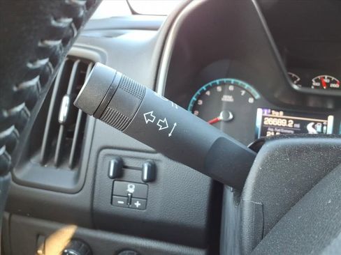 Used 2018 Chevrolet Colorado LT w/ Redline Special Edition image 32