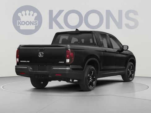 Used 2018 Honda Ridgeline Black Edition image 2