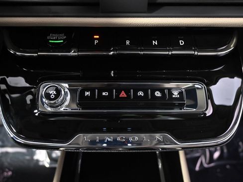 New 2026 Lincoln Corsair Reserve image 29