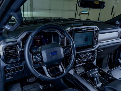 Used 2025 Ford F150 Platinum w/ FX4 Off-Road Package AWD/4WD image 17