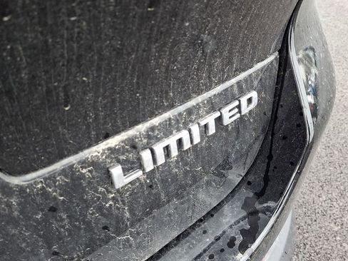 Used 2022 Jeep Grand Cherokee L Limited image 10