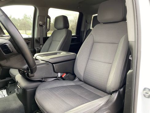 Used 2024 Chevrolet Silverado 2500 LT image 22