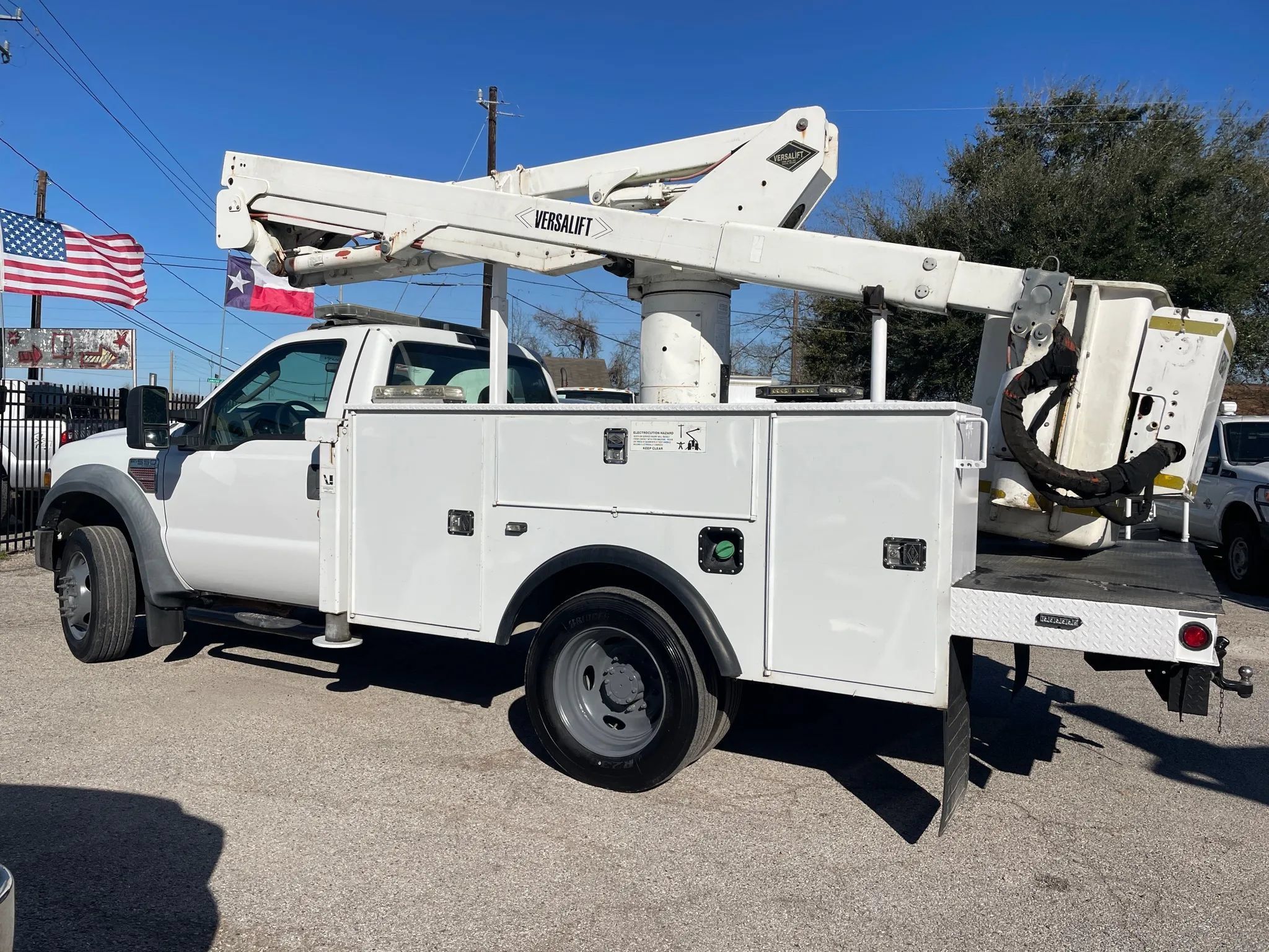Used 2008 Ford F550 Luxury RWD image 5
