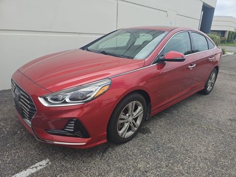 Used 2018 Hyundai Sonata Limited FWD image 2