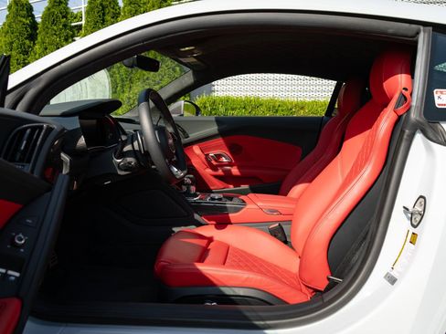 Certified 2023 Audi R8 V10 performance AWD/4WD image 45