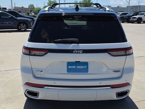 Used 2023 Jeep Grand Cherokee Summit image 4