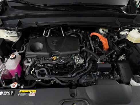 Used 2024 Toyota Grand Highlander XLE image 13