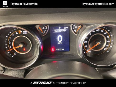 Used 2022 Jeep Wrangler Sport S image 25