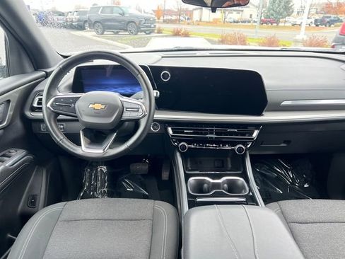 Certified 2024 Chevrolet Traverse LT image 9