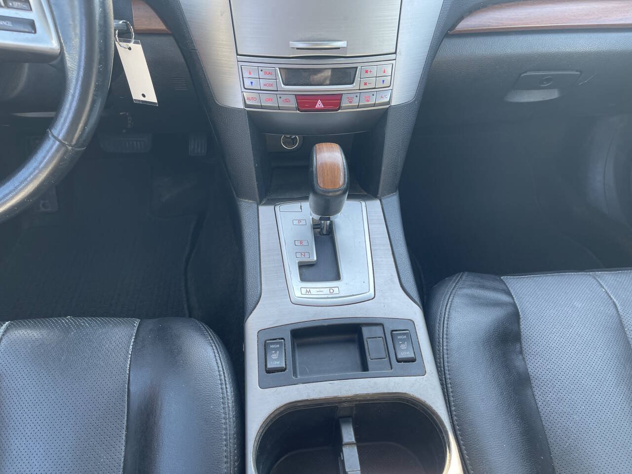 Used 2014 Subaru Outback 2.5i Limited w/ Moonroof Package AWD/4WD image 8
