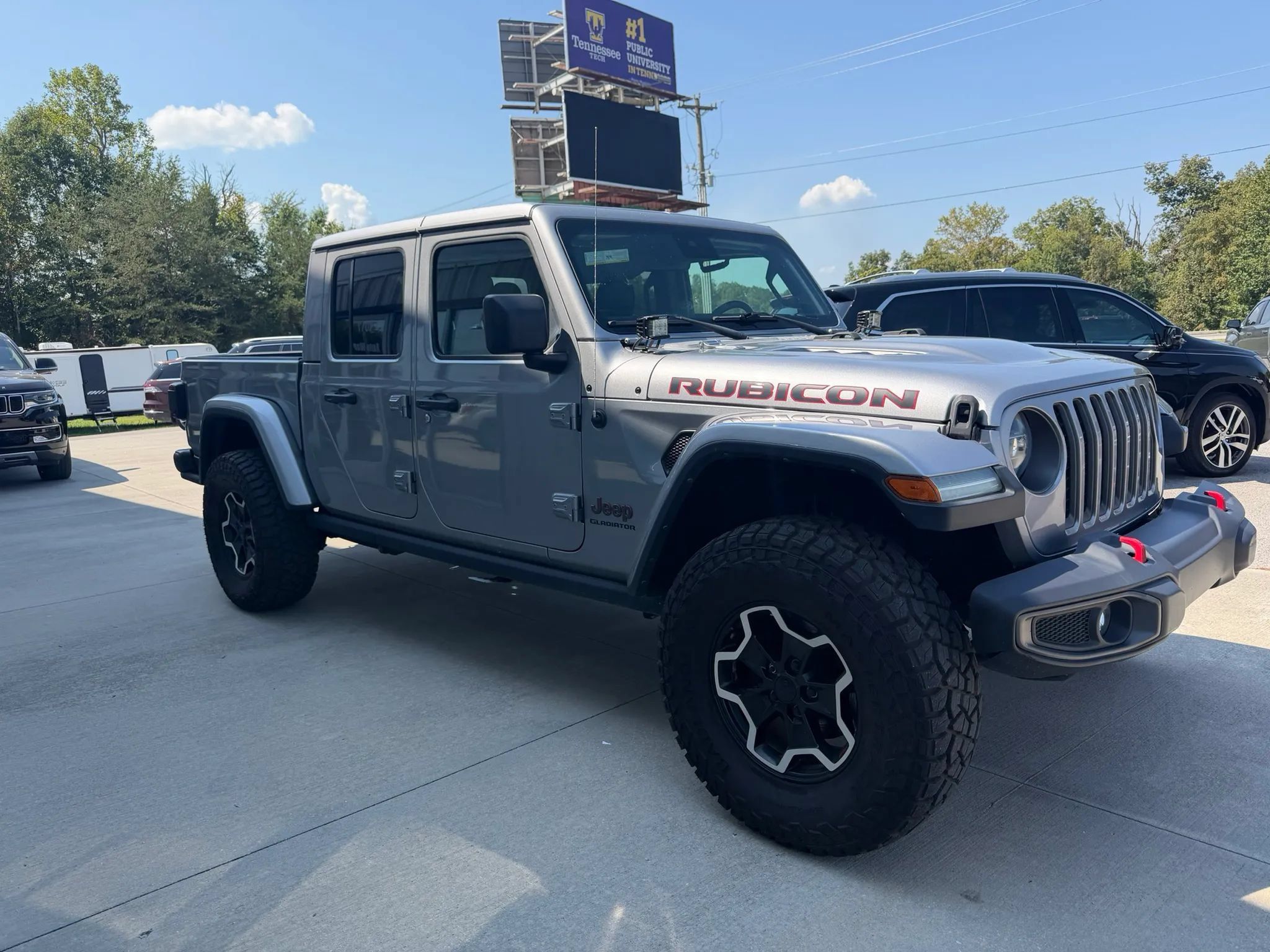 Used 2020 Jeep Gladiator Rubicon AWD/4WD image 21