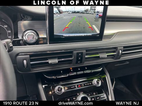 Certified 2022 Lincoln Corsair AWD w/ Equipment Group 101A image 12