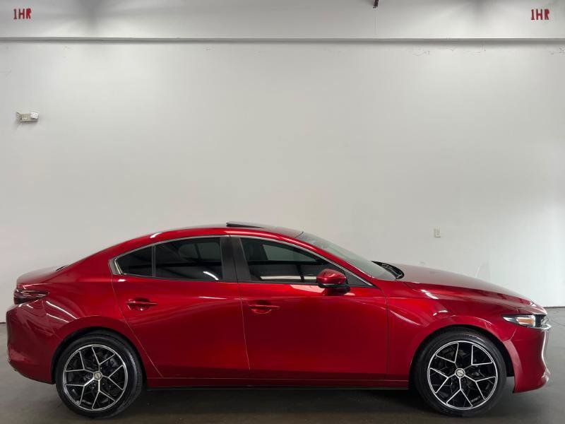 Used 2021 MAZDA MAZDA3 s FWD image 2