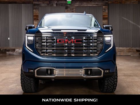 Used 2026 GMC Sierra 1500 Denali w/ Denali Reserve Package AWD/4WD image 4