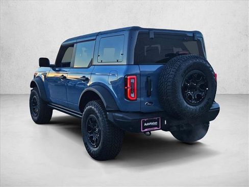 New 2025 Ford Bronco Badlands image 9